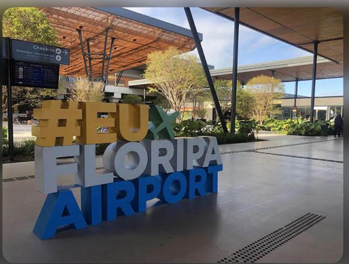A Poucos Minutos Do Aeroporto De Floripa E Praias Do Sul Da Ilha